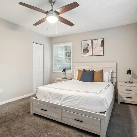 Crest At East Cobb 1832B Spacious 1Bd 1Bt